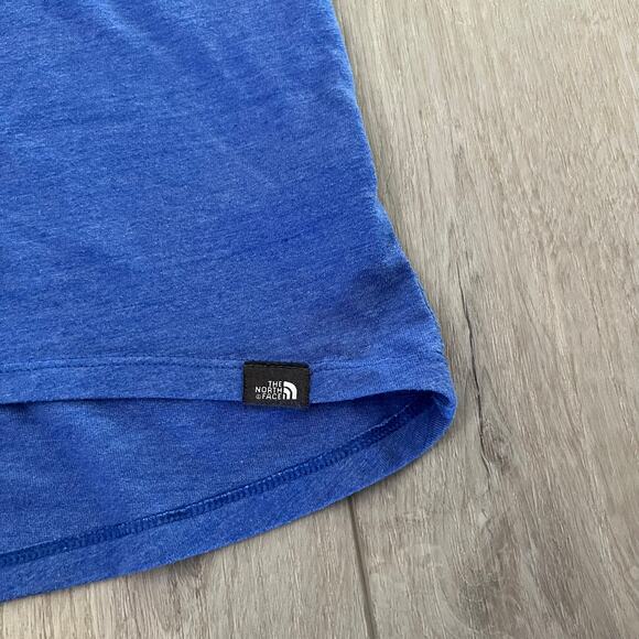The North Face Women’s Blue Racerback Tank Sz L - Picture 3 of 6